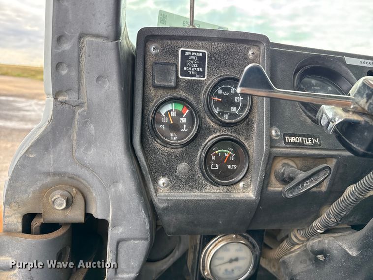 image for item EP0659 1996 Mack RD690S ready mix truck