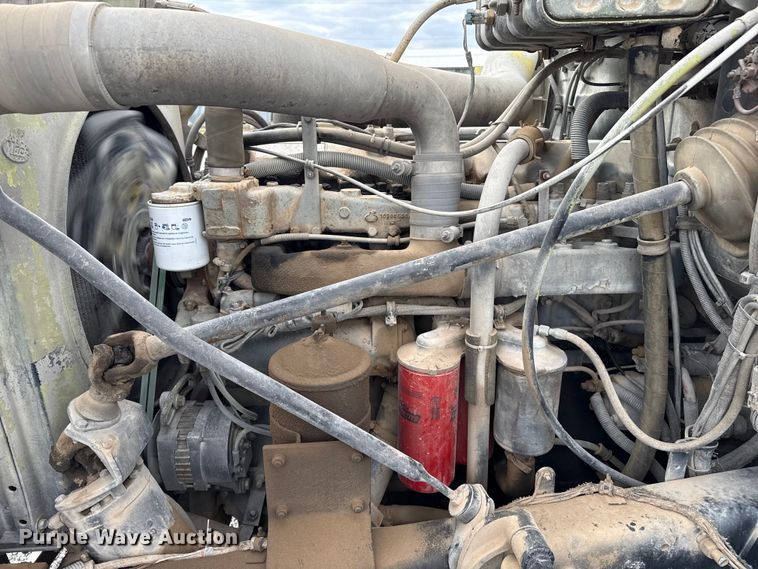 image for item EP0659 1996 Mack RD690S ready mix truck