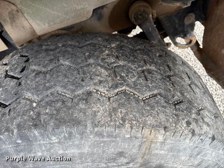 image for item EP0659 1996 Mack RD690S ready mix truck