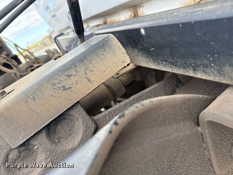 image for item EP0660 1998 Mack RD690S ready mix truck