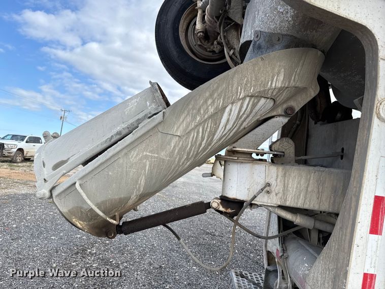 image for item EP0660 1998 Mack RD690S ready mix truck