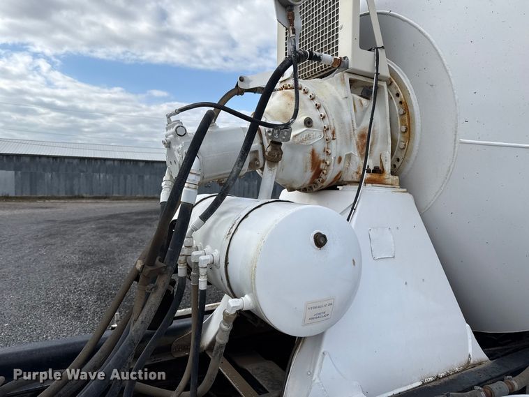 image for item EP0660 1998 Mack RD690S ready mix truck