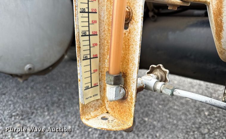 image for item EP0660 1998 Mack RD690S ready mix truck