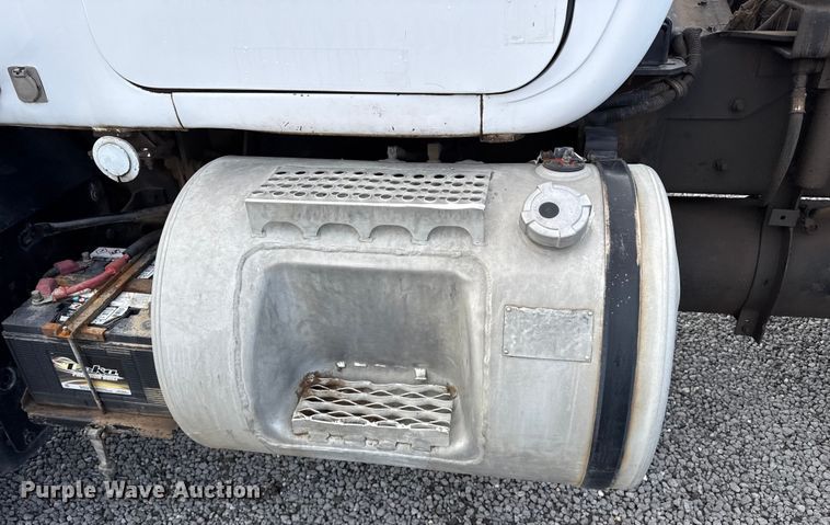 image for item EP0660 1998 Mack RD690S ready mix truck