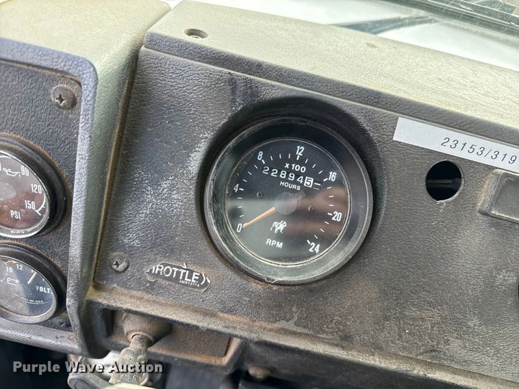 image for item EP0660 1998 Mack RD690S ready mix truck