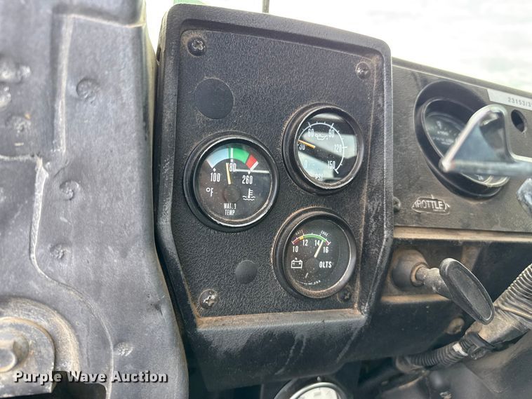 image for item EP0660 1998 Mack RD690S ready mix truck