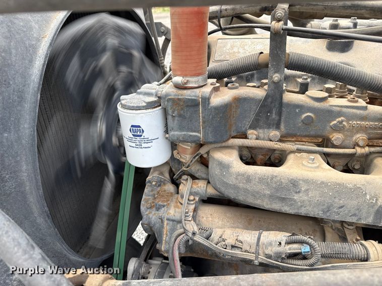 image for item EP0660 1998 Mack RD690S ready mix truck