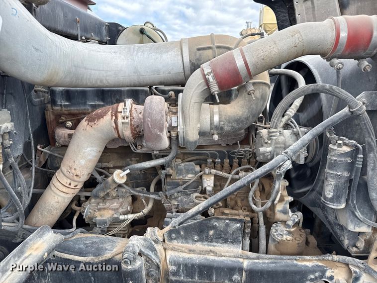 image for item EP0660 1998 Mack RD690S ready mix truck