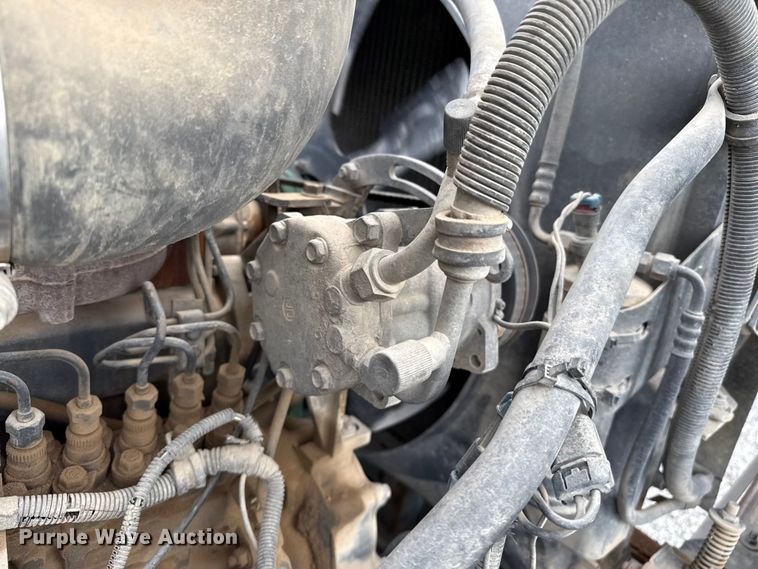 image for item EP0660 1998 Mack RD690S ready mix truck