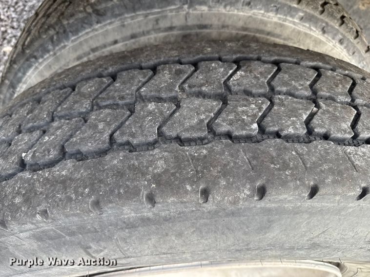 image for item EP0660 1998 Mack RD690S ready mix truck