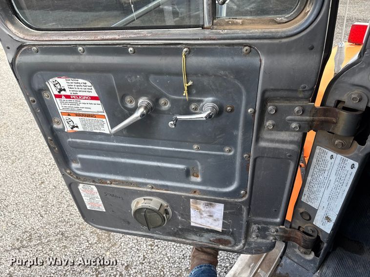 image for item EP0662 2001 Mack RD690S ready mix truck