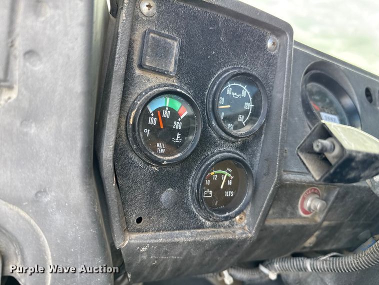 image for item EP0662 2001 Mack RD690S ready mix truck