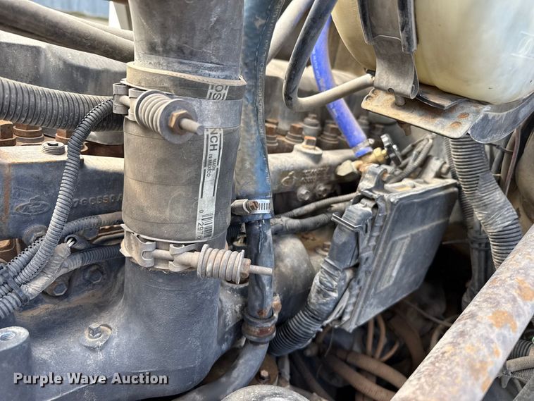 image for item EP0662 2001 Mack RD690S ready mix truck