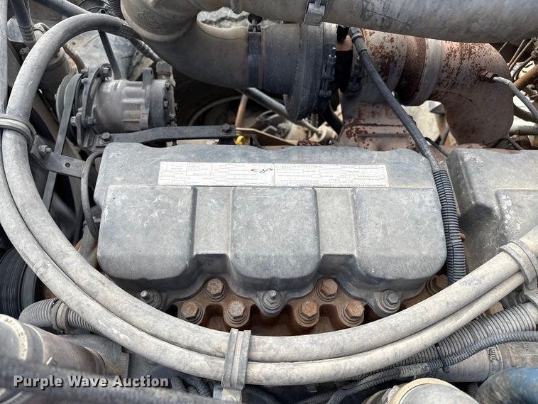 image for item EP0662 2001 Mack RD690S ready mix truck