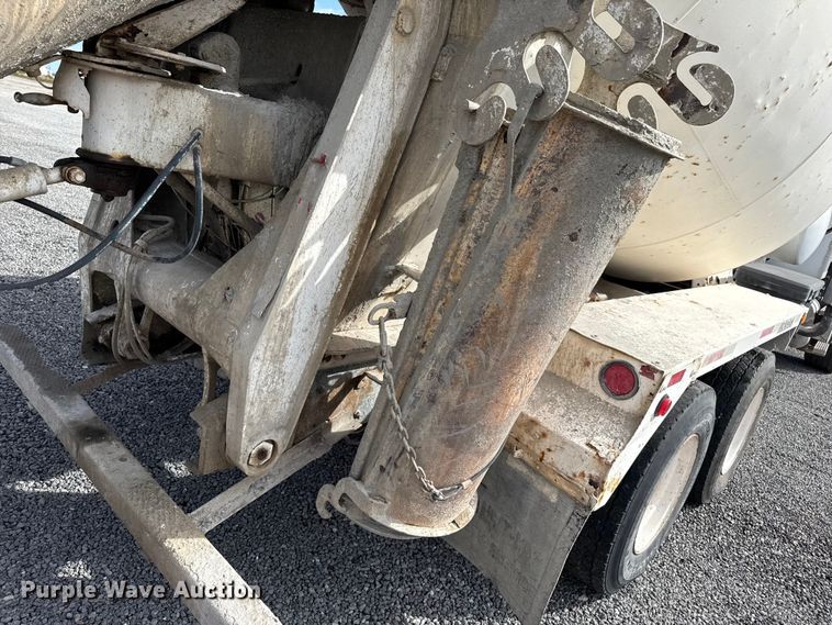 image for item EP0662 2001 Mack RD690S ready mix truck