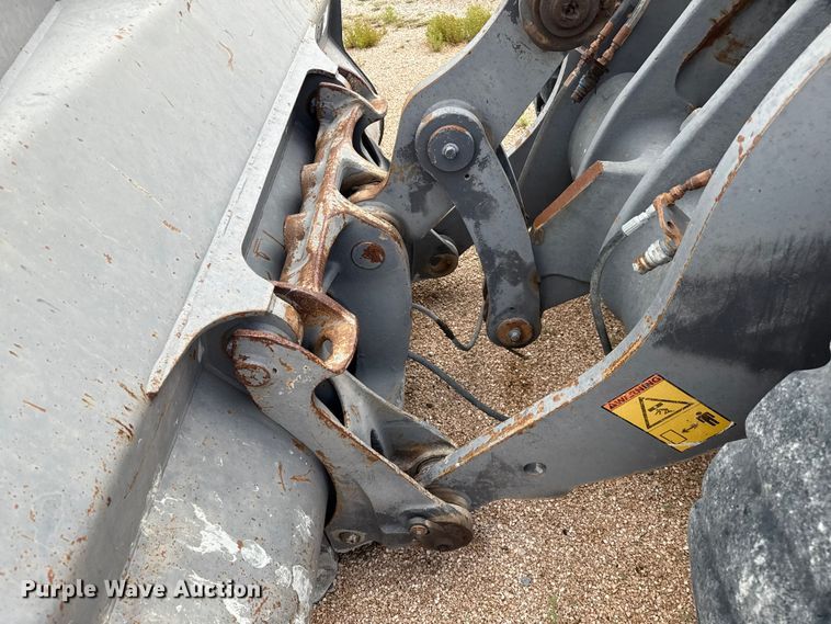 image for item EP0663 2007 Volvo L70F wheel loader