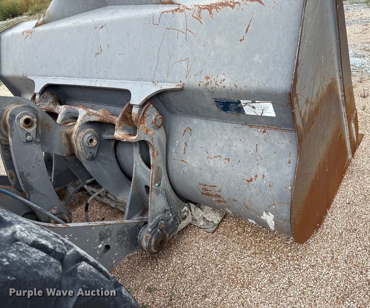 image for item EP0663 2007 Volvo L70F wheel loader