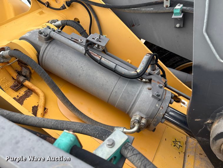 image for item EP0663 2007 Volvo L70F wheel loader