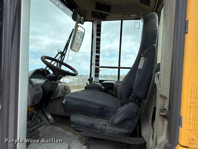 image for item EP0663 2007 Volvo L70F wheel loader