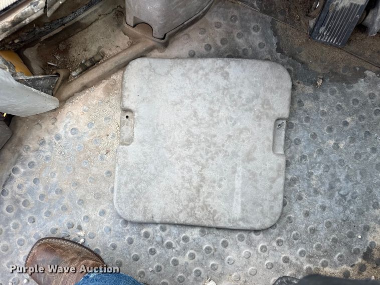 image for item EP0663 2007 Volvo L70F wheel loader