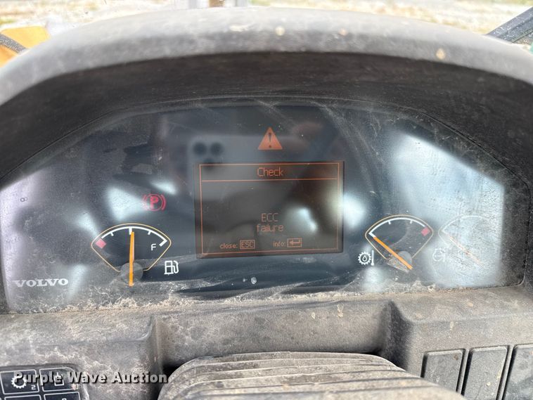 image for item EP0663 2007 Volvo L70F wheel loader