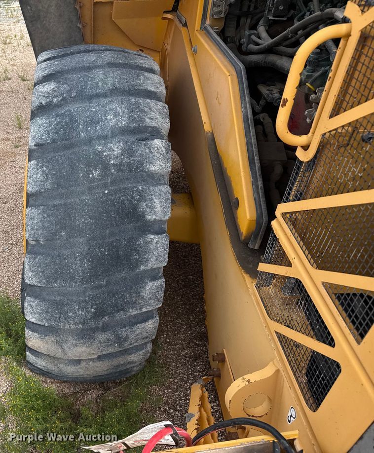 image for item EP0663 2007 Volvo L70F wheel loader