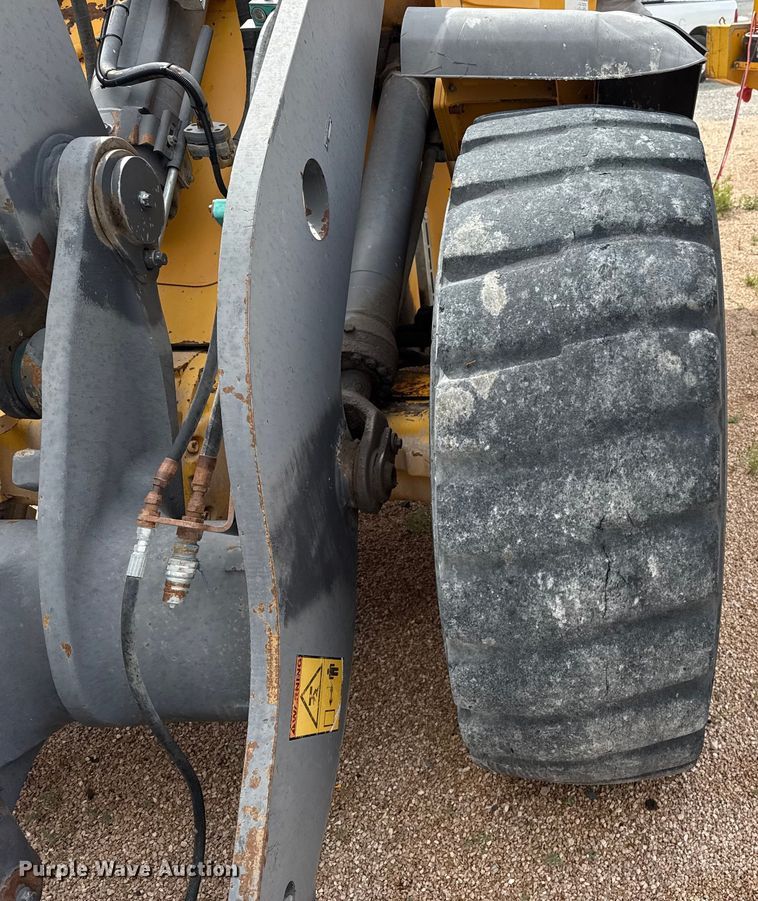 image for item EP0663 2007 Volvo L70F wheel loader