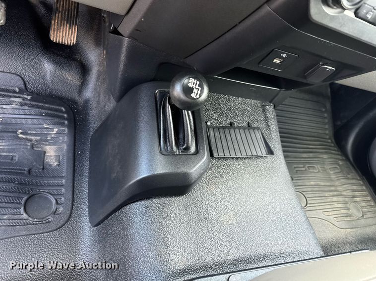 image for item EQ1465 2019 Ford   F550 bucket truck