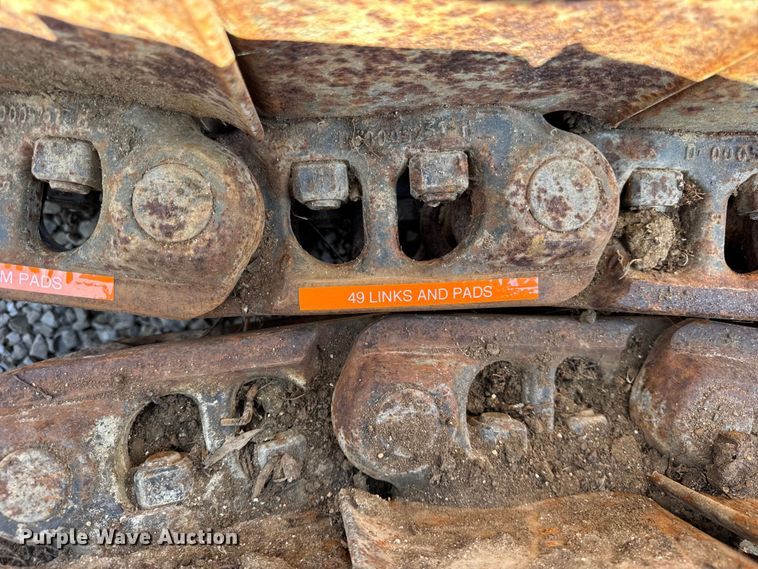 image for item ER0070 John Deere 210G tracks