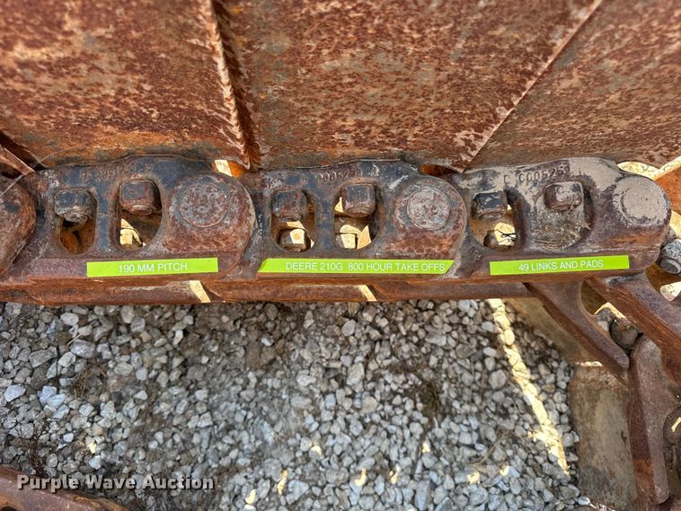 image for item ER0070 John Deere 210G tracks