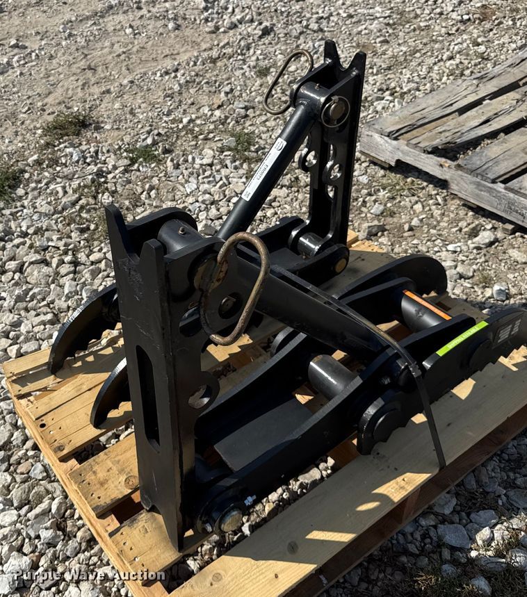 image for item ER0073 (2) 2023 Landhero mini excavator thumbs