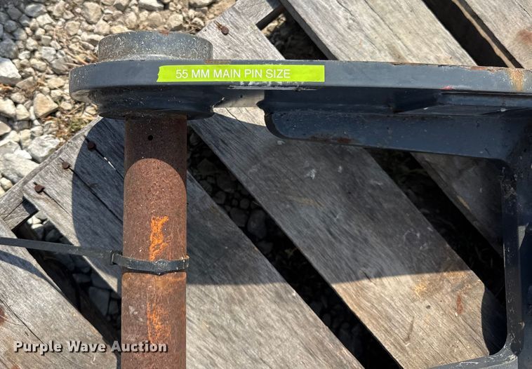 image for item ER0074 Paladin John Deere 410 J backhoe thumb