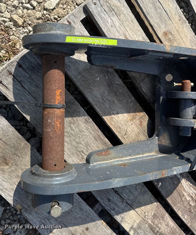 image for item ER0074 Paladin John Deere 410 J backhoe thumb