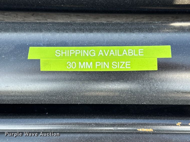 image for item ER0076 (10) excavator thumb hydraulic cylinders