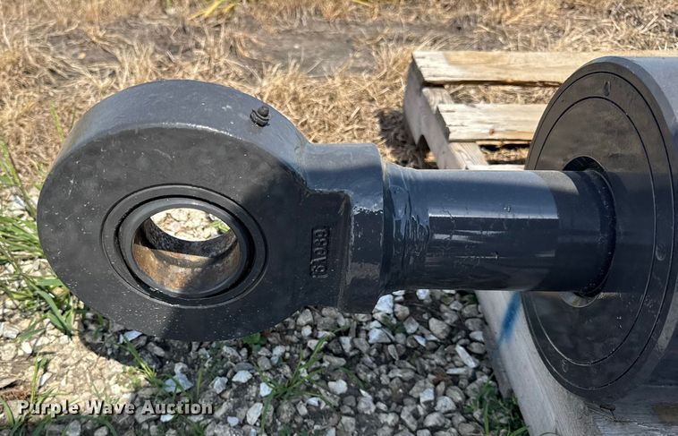 image for item ER0077 Hydraulic cylinder