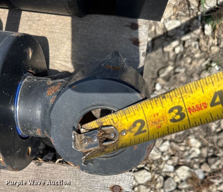 image for item ER0080 (4) hydraulic cylinders