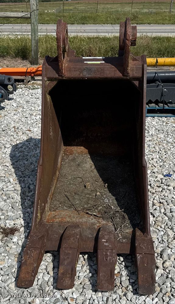 image for item ER0084 Hensley excavator bucket