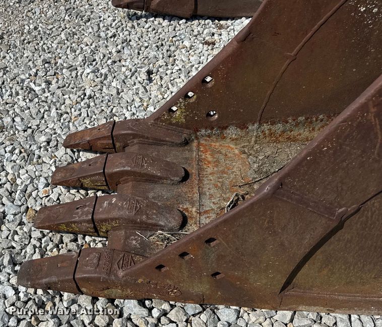 image for item ER0084 Hensley excavator bucket