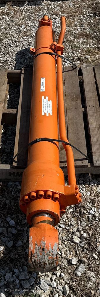 image for item ER0086 Hydraulic cylinder