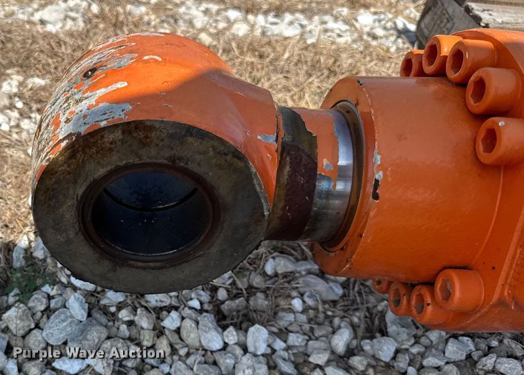 image for item ER0086 Hydraulic cylinder