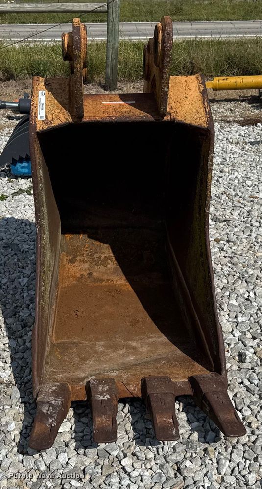 image for item ER0088 C&P Enterprises 9010 Case excavator bucket