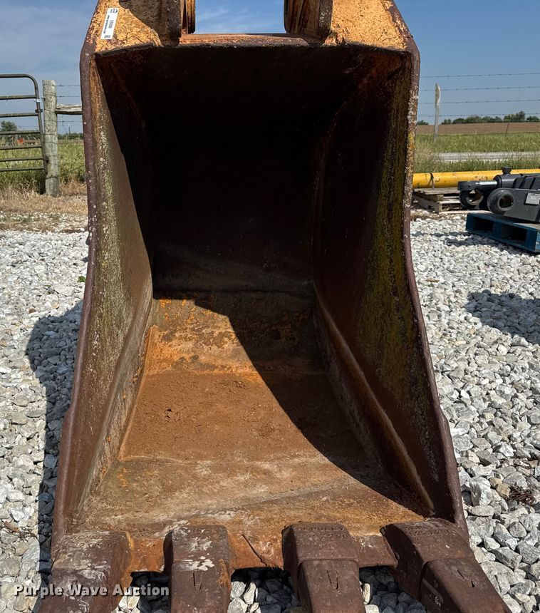 image for item ER0088 C&P Enterprises 9010 Case excavator bucket