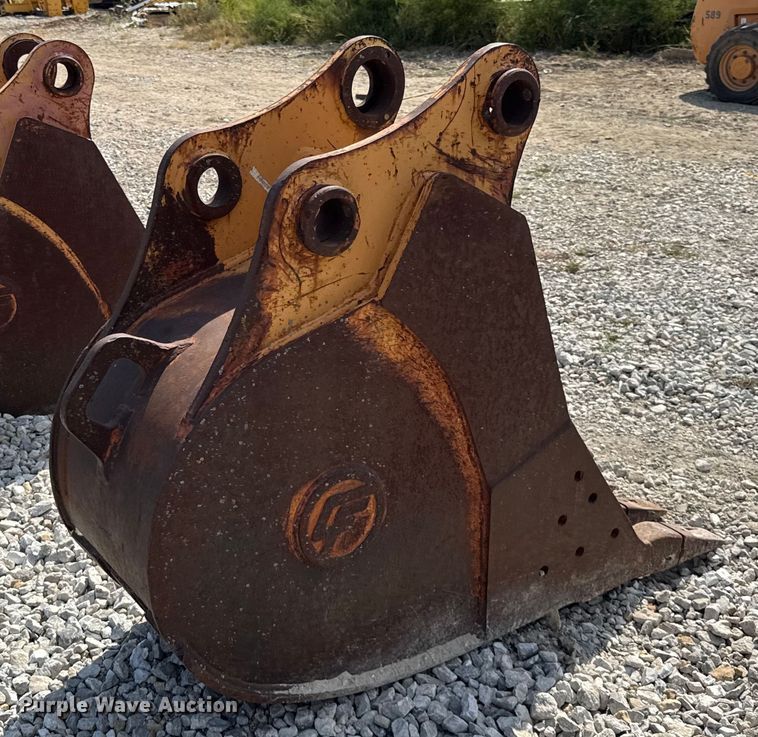image for item ER0089 CF excavator bucket