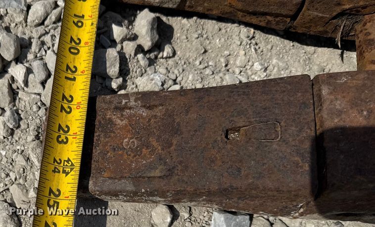 image for item ER0089 CF excavator bucket