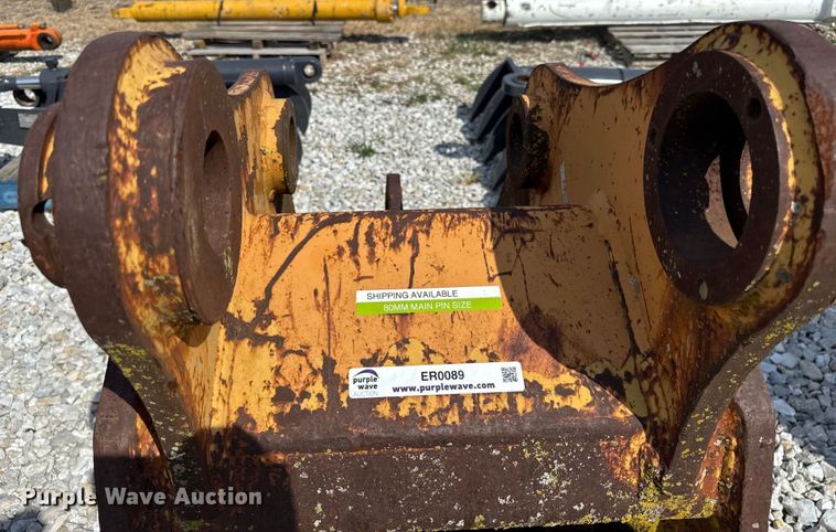 image for item ER0089 CF excavator bucket