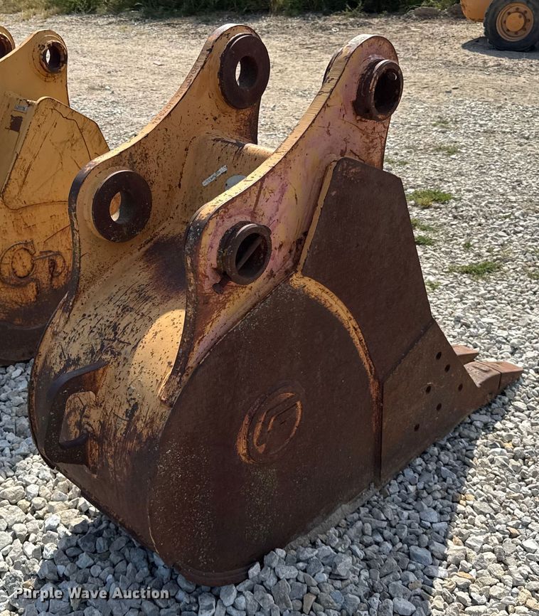 image for item ER0090 CF excavator bucket