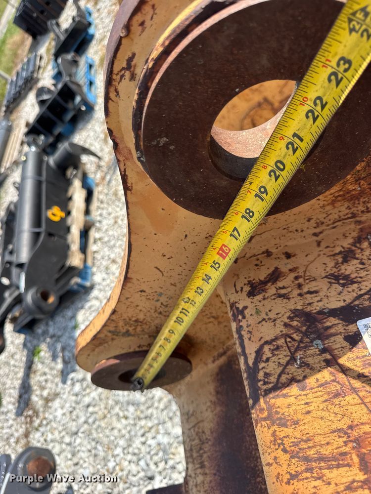 image for item ER0090 CF excavator bucket