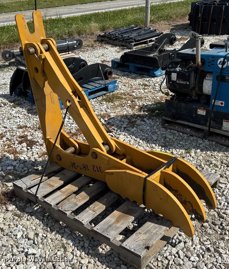 image for item ER0092 2024 Landhero CAT312 excavator thumb