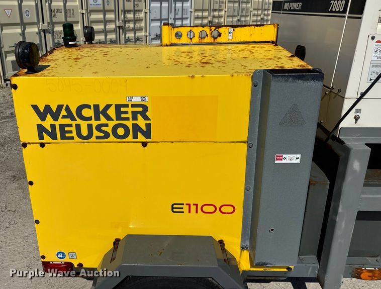 image for item ER0102 2014 Wacker Neuson Heater E1100  ground heater