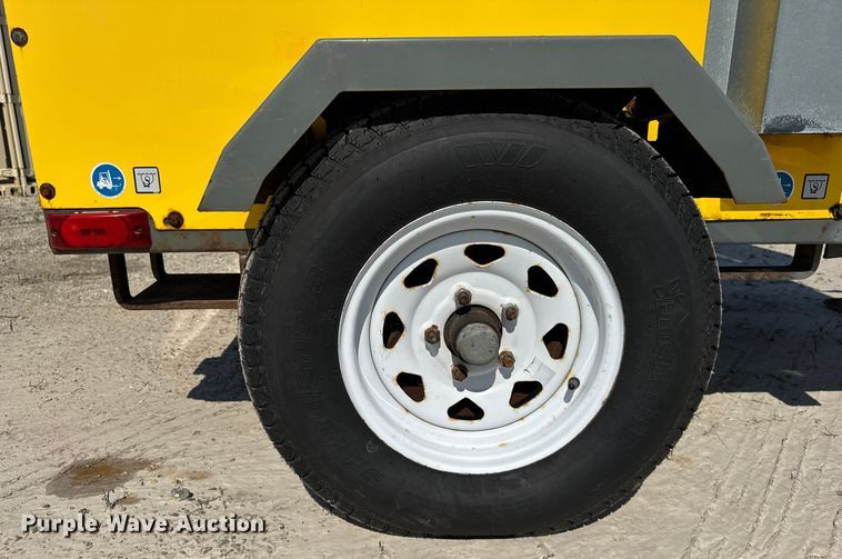 image for item ER0102 2014 Wacker Neuson Heater E1100  ground heater